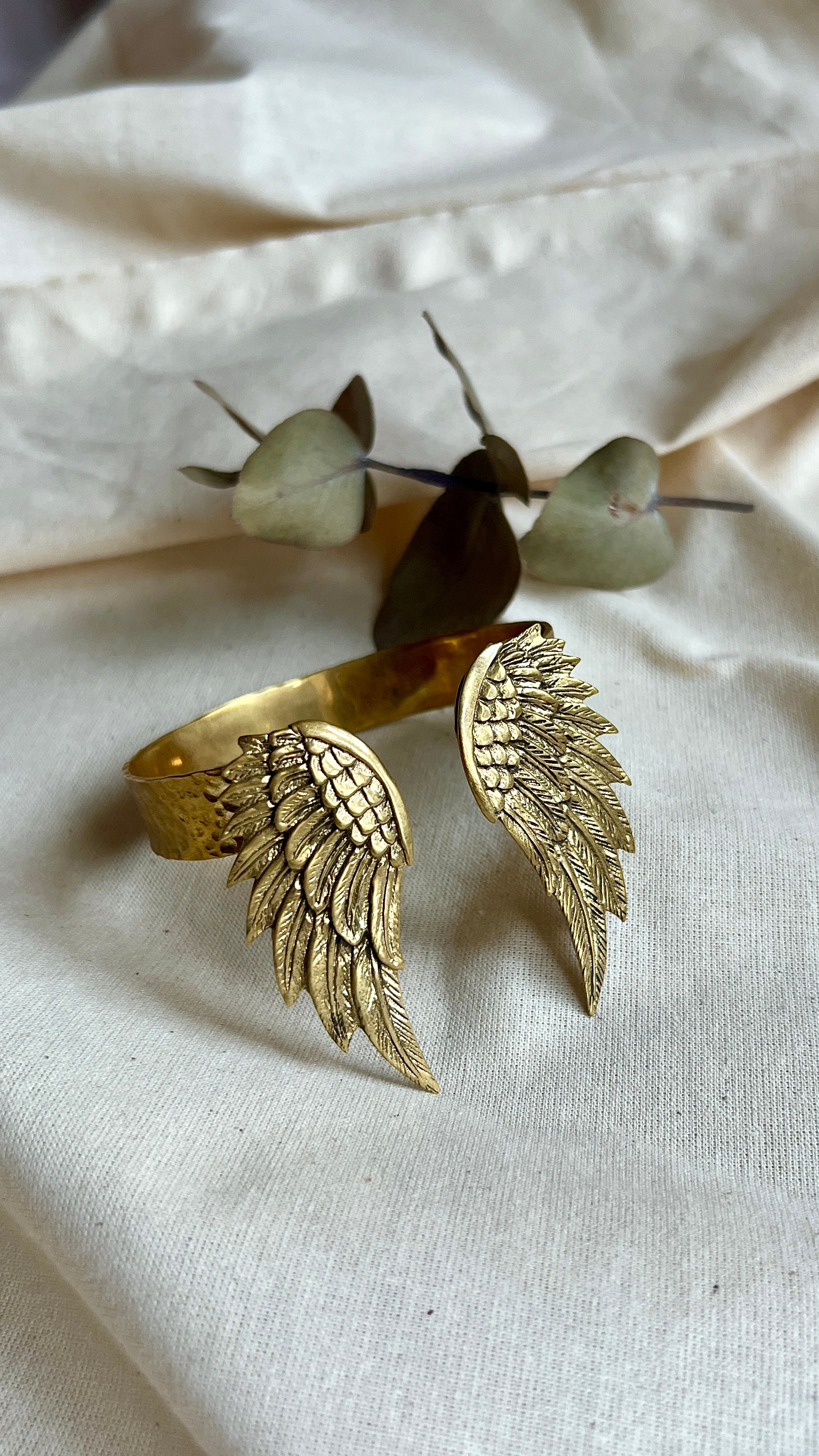 Mens angel deals wing bracelet