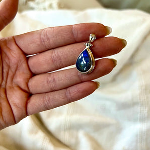 Blue Labradorite Mystic Pendant